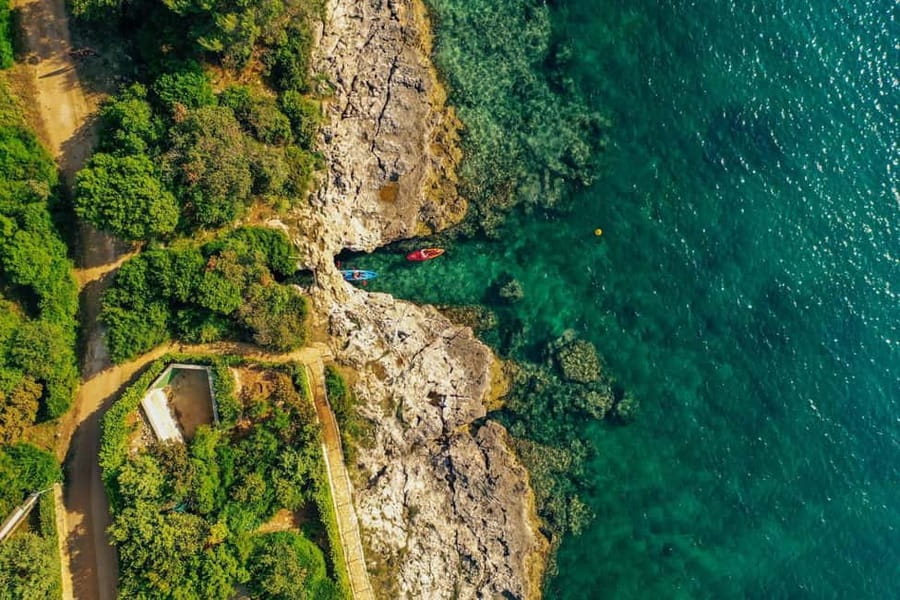 Pula: Three Island Kayak Tour with Cave Photo & Snorkeling - Who will enjoy this outing most