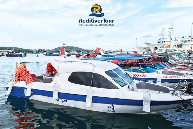 RED RIVER TOUR (Private tour): 4 ISLANDS TOUR BY SPEEDBOAT - Stop one: Fingernail Island and the southern island route