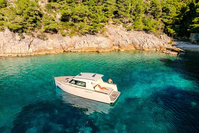 Red Rocks and Hvar Full Day Tour from Split and Brac - Hvar town: two hours for history and a waterfront pause