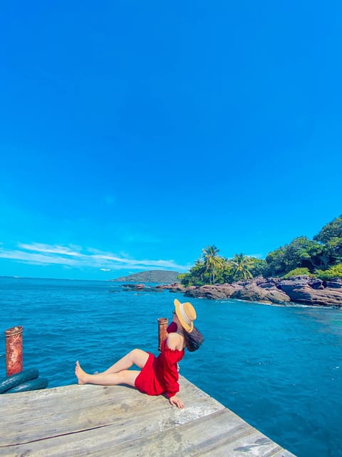 RedRiverTours - Discovery 4 Islands With Cable Car Phu Quoc - The cable car and Aquatopia Water Park