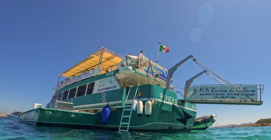 Riviera di Gallura_Excursions La Maddalena Archipelago - Language, crew, and day-to-day comfort
