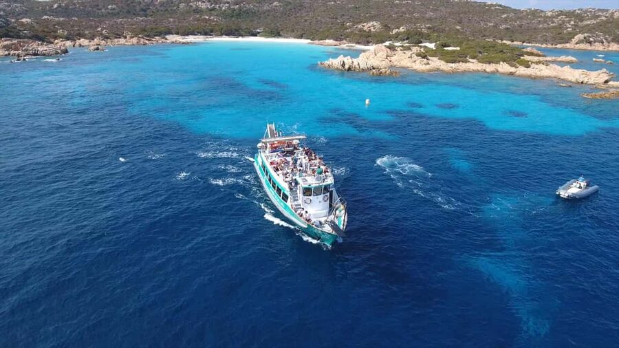 Riviera di Gallura_Excursions La Maddalena Archipelago - Leaving Porto di Palau at 10:00 am