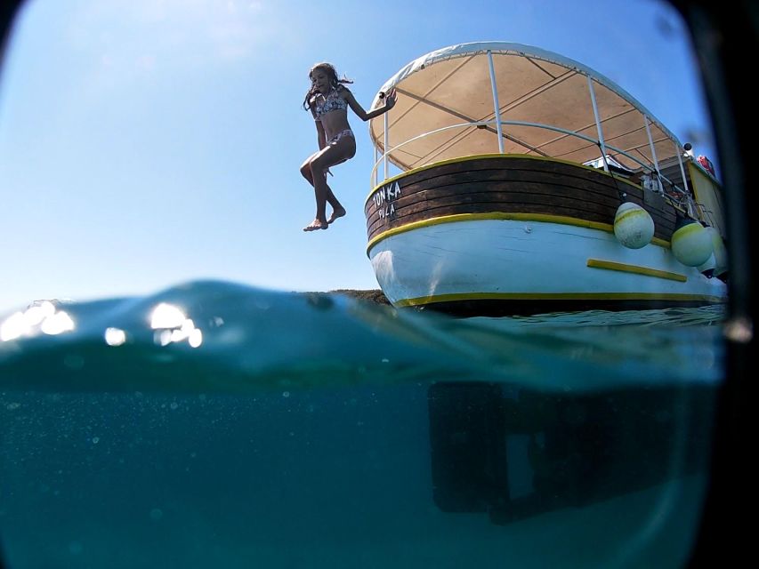 Rovinj Islands Boat Tour with Swimming - Dvije Sestrice is the best stop for snorkeling