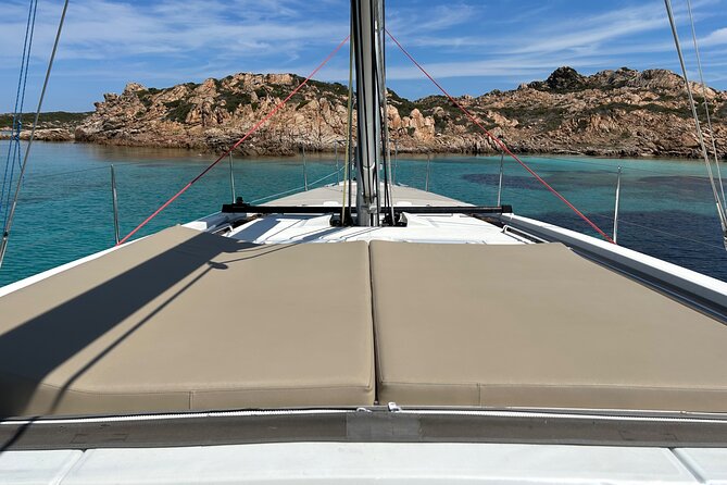 Sailing boat tour in the La Maddalena archipelago - Who will enjoy this boat day most?