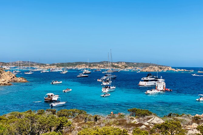 Sailing Cruise in Maddalena Archipelago from Maddalena - Santa Maria: an easy first swim