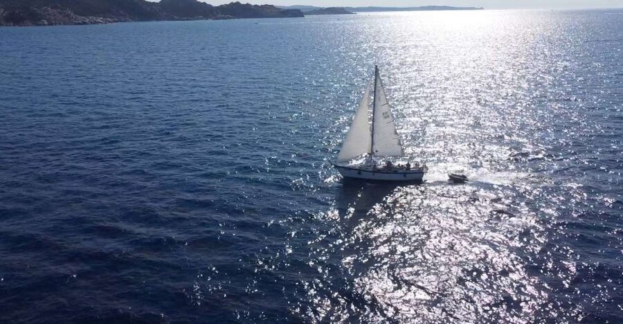 Sailing Maddalena Archipelago with a USCG licensed captain - The onboard aperitif and lunch question