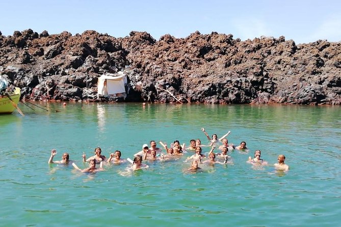 Santorini Volcanic Islands Cruise: Volcano, Hot Springs and Thirassia - Who should book this Santorini cruise?