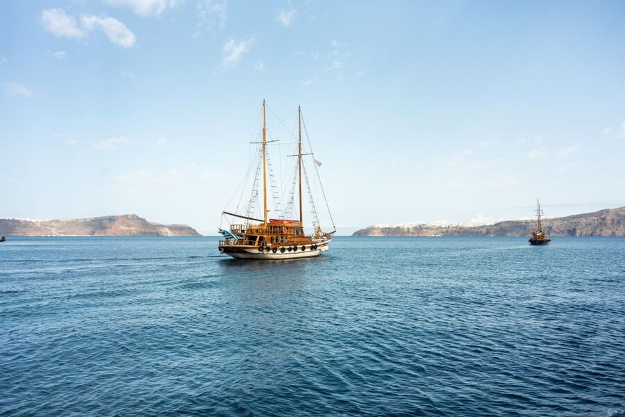 Santorini: Volcanic Islands Cruise with Hot Springs Visit - Thirassia Bay for a Slower Second Stop