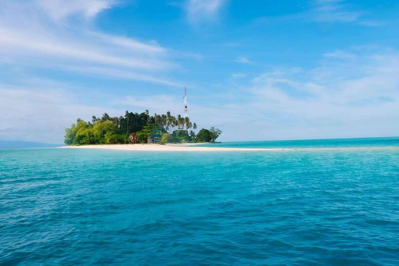 Semporna: Explore 3 Islands Tour Snorkel or Dive & Lunch - Why this island day works well for beginners