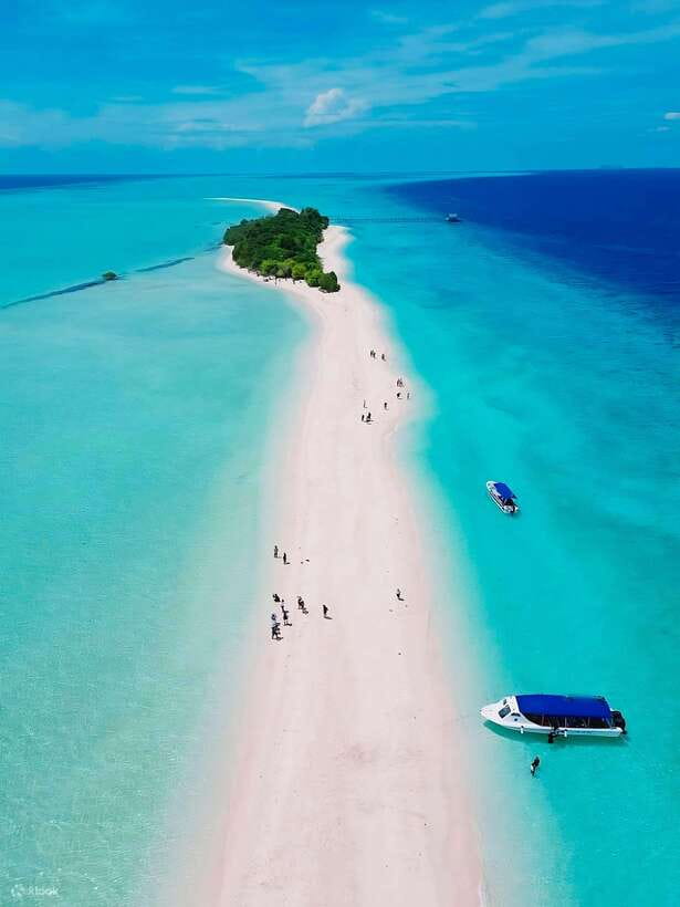 Semporna: Explore 3 Islands Tour Snorkel or Dive & Lunch - Snorkelling and shallow-water scuba sessions