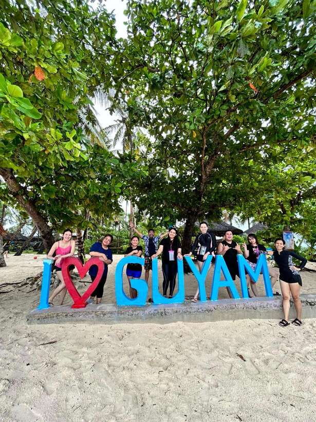 Siargao:Tri Island Hopping Naked Island, Daku, Guyam w/Lunch - Daku Island, the longest and most useful stop