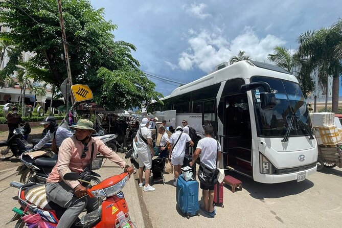 Siem Reap to Laos Border, Don Det, 4000 island, Pakse ,Vientiane - Stops, meals, and the feel of the trip