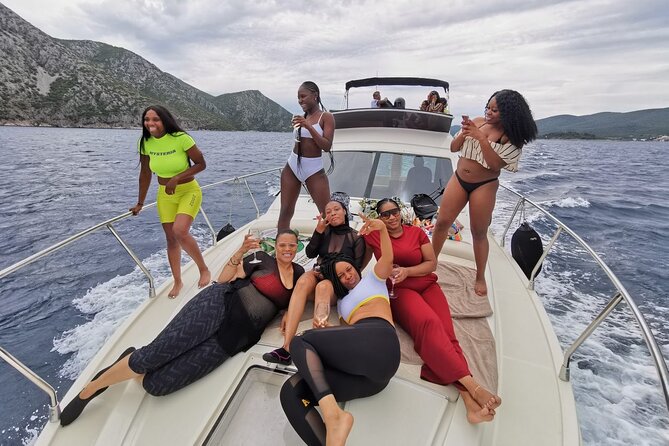 Small group tour by premium yacht to Elaphite Islands - What is included on the boat