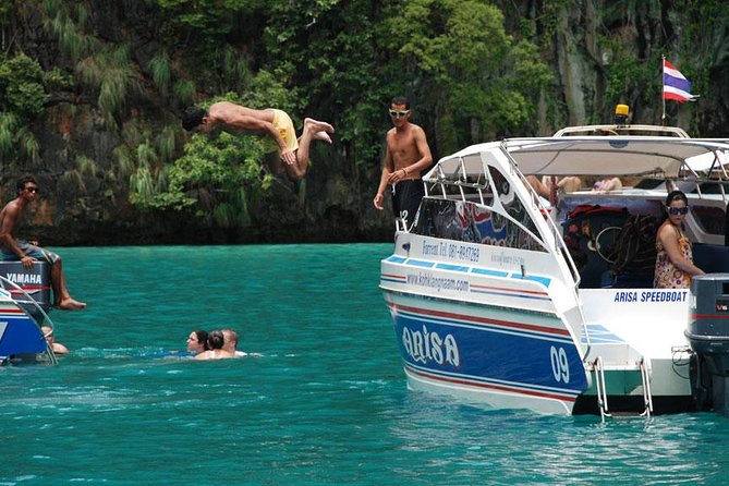 Snorkeling Phi Phi Islands Tour From Phi Phi by Speedboat - Bamboo Island lunch and the best chance to slow down