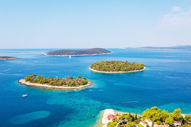 Speedboat Blue Lagoon & 3 Islands tour from Trogir - Why this Trogir boat tour works well