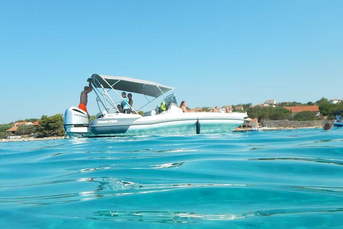 Speedboat Blue Lagoon & 3 Islands tour from Trogir - Who should book this trip?