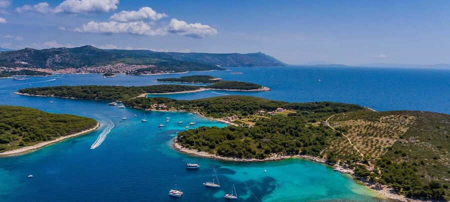 Split: Blue Cave & 5 Island Tour - Vis and the backup route