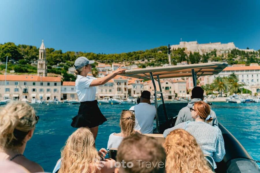 Split/Podstrana: Blue Cave, Hvar & 6 Islands Speedboat Trip - Two hours in Hvar, the day’s main town visit