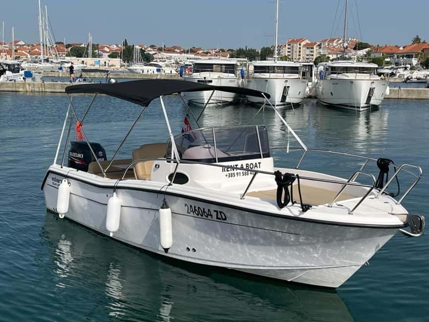Split: Private Blue Lagoon 3 islands with speed boat - Trogir gives the morning some culture