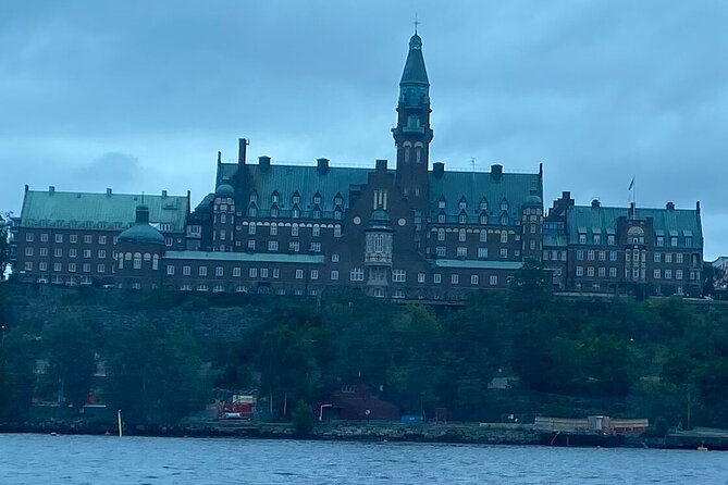 Stockholm: 2 Hour Guided Archipelago Tour - Skurusundet and the quieter waterways