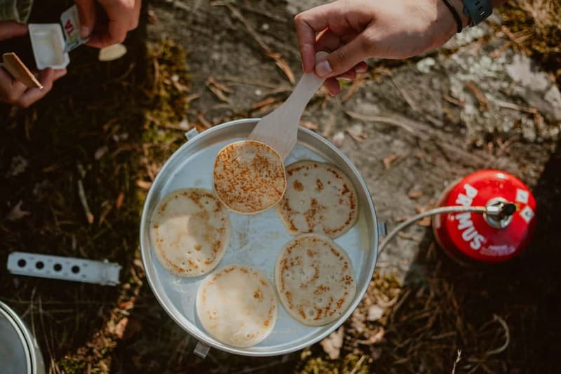 Stockholm: Archipelago Islands Kayak Tour and Outdoor Picnic - Swedish fika on a remote island