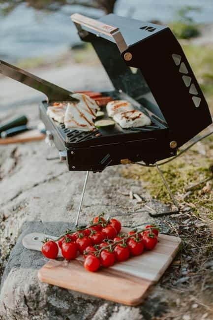 Stockholm: Archipelago Islands Kayak Tour and Outdoor Picnic - What the guides add