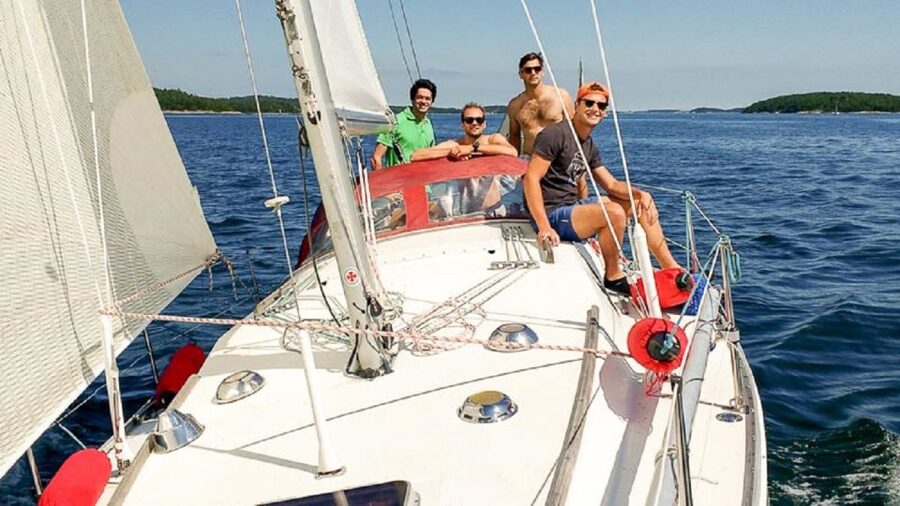 Stockholm: Archipelago Sailing Adventure with Island Chill - Clothing, comfort, and weather