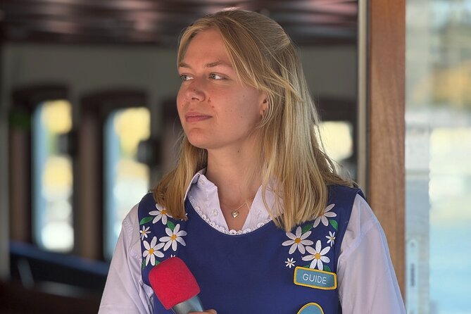Stockholm: Archipelago Summer Tour with live guide - What the live commentary adds