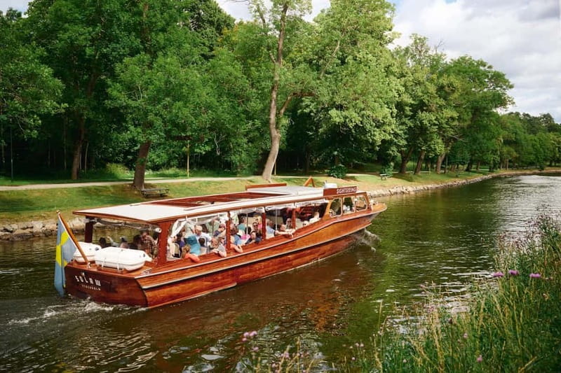 Stockholm: Guided Archipelago Tour by Classic Wooden Boat - Key points to know before you book