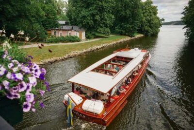 Guided Archipelago Tour by Classic Wooden Boat
