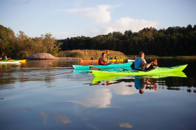 Stockholm: Sunset Archipelago Kayaking & Toast on the Water - The guides and the feel of the group