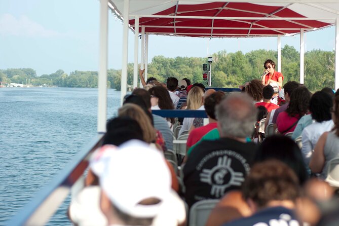 Toronto Harbour and Islands Cruise - Live commentary that adds more than sightseeing