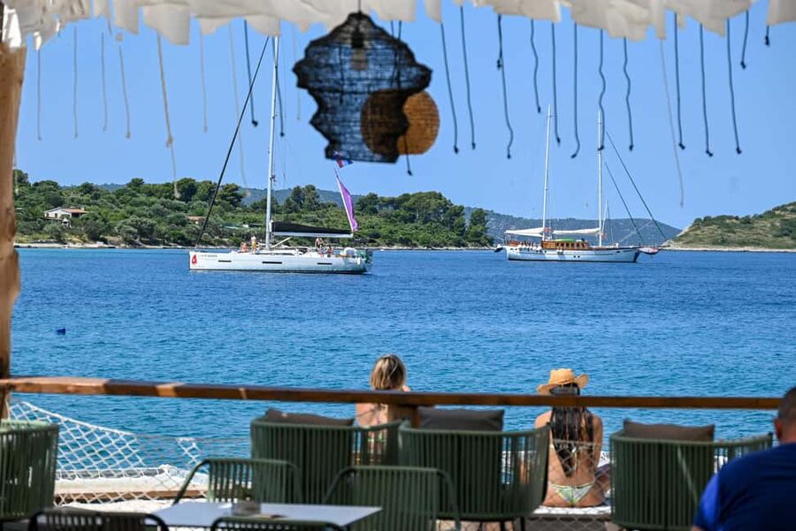 TROGIR: Blue Lagoon & 3 Islands Half-day Speedboat tour - Duga Bay and Labadusa Beach on Čiovo