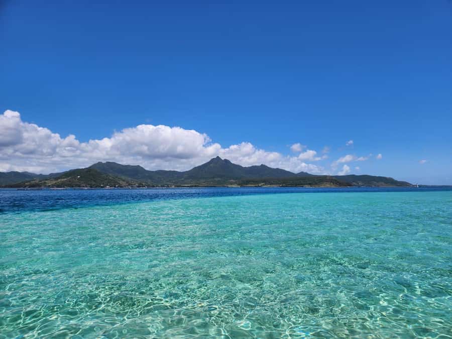 Trou D'Eau Douce: 5 island tour Mauritius with lunch/drinks - Snorkeling in the Mauritian lagoon