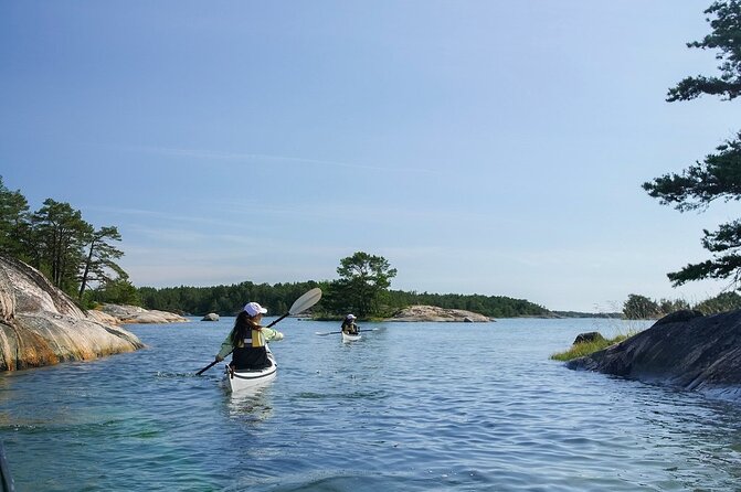 Turku Archipelago Kayaking Evening - Following a route shaped by weather