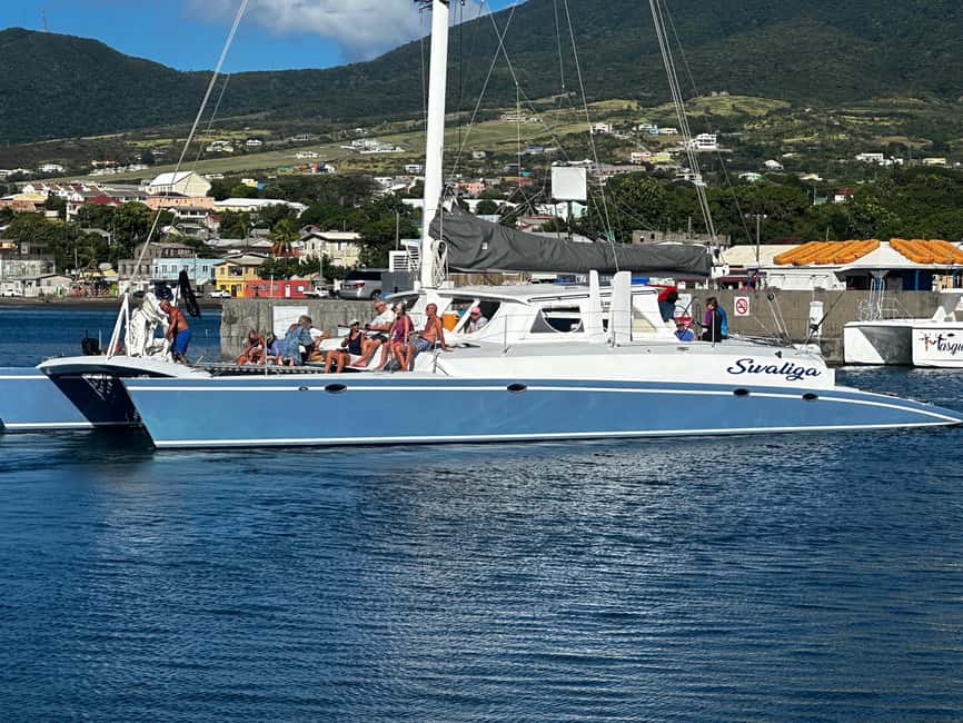 Two Islands One Paradise - The return sail with music and drinks