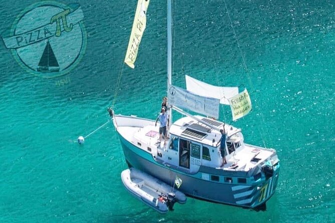 US Virgin Islands Island Hop & Food Boat Tour - Johnny Lime and the swim to Lime Out