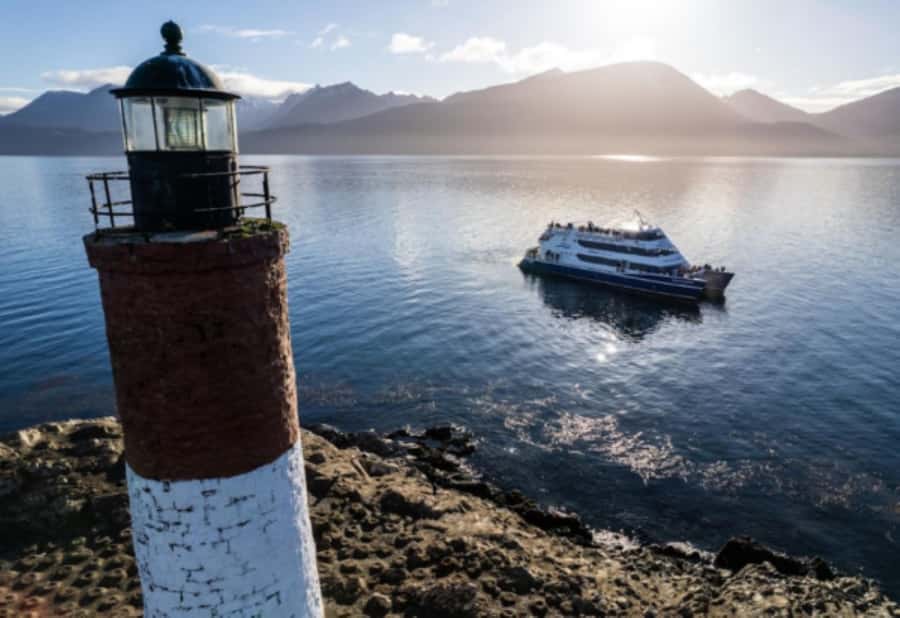 Ushuaia: Beagle Channel, Seal Island & Bridges Islands Tour - Practical Advice for a Better Morning