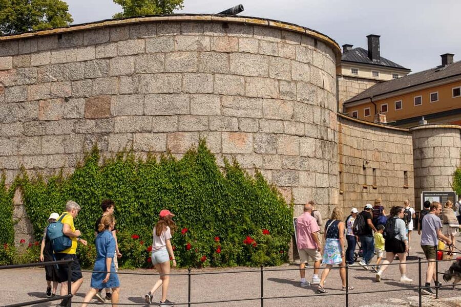 Vaxholm & Stockholm Archipelago: Guided Excursion, Day Trip - Vaxholm town, summer cottages, and a short ferry ride