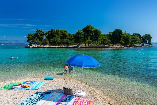 Visit 2 Islands of Zadar on a traditional wooden boat during half-day trip - Ošljak: the quiet stop for swimming and snorkeling