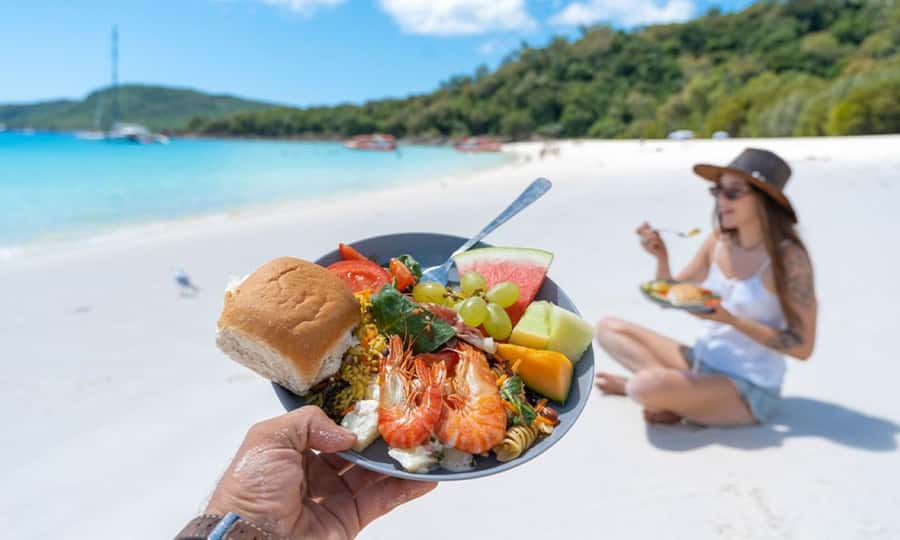 Whitsunday: Whitsunday Islands Tour with Snorkeling & Lunch - Who should book this tour?