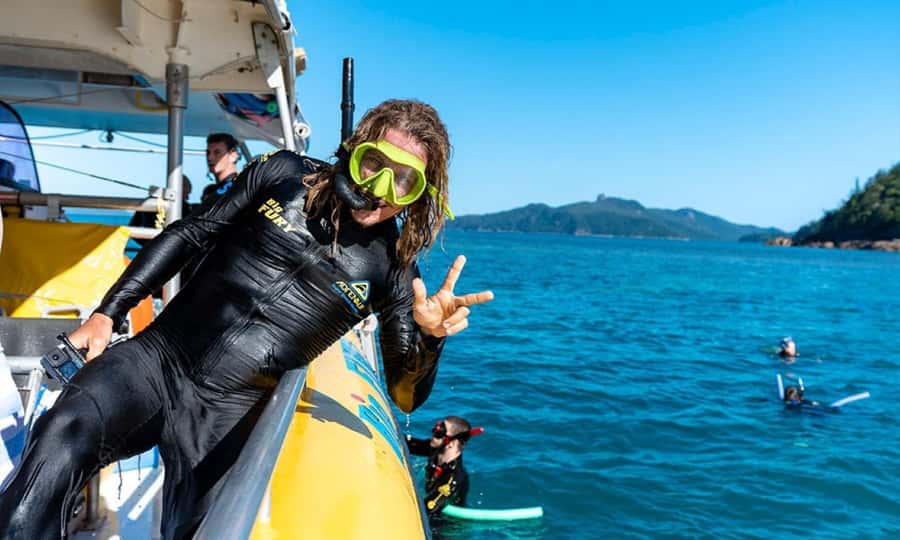 Whitsunday: Whitsunday Islands Tour with Snorkeling & Lunch - The short walk to Hill Inlet Lookout