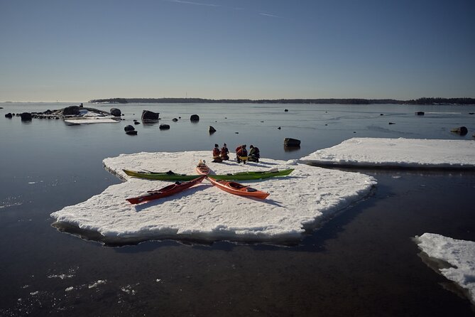 Winter kayaking in Eastern Helsinki archipelago - Why winter kayaking works so well in eastern Helsinki