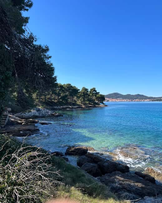 Zadar: 3 Island Speedboat Tour & Blue Bay Swim with Drinks - The first 50 minutes at the swimming bay