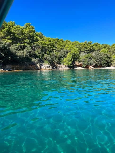 Zadar: 3 Island Speedboat Tour & Blue Bay Swim with Drinks - Who will enjoy this boat tour most