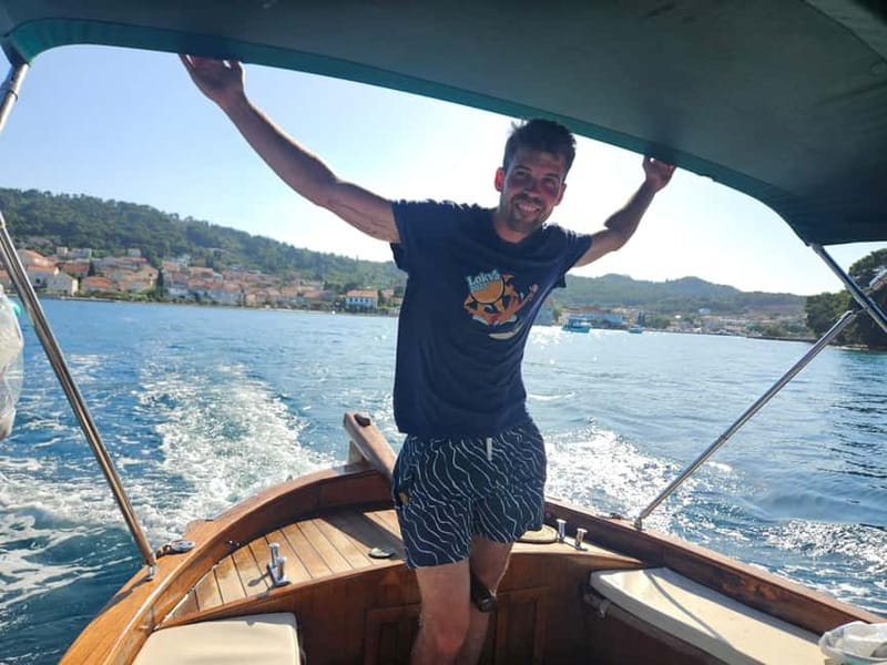 Zadar: 3 Islands Snorkeling Cruise with Prosecco - Prosecco, fruit, and the social side of the boat