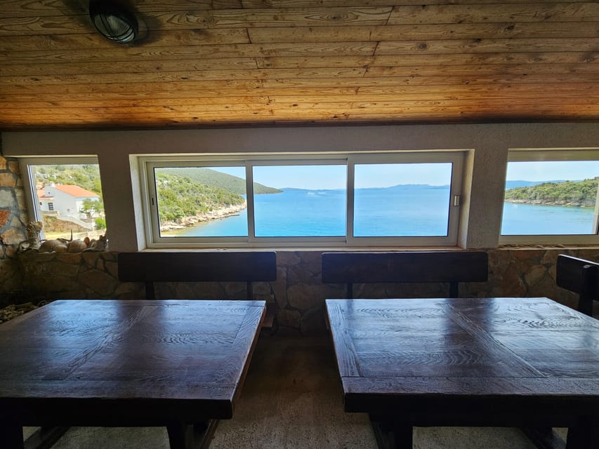 Zadar 4-Islands Escape Saharun & Hidden Shipwreck - Veli Rat Lighthouse in a short scenic stop