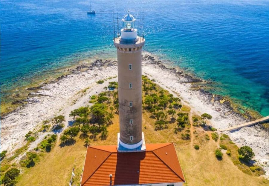 Zadar 4-Islands Escape Saharun & Hidden Shipwreck - What the boat day feels like in practice