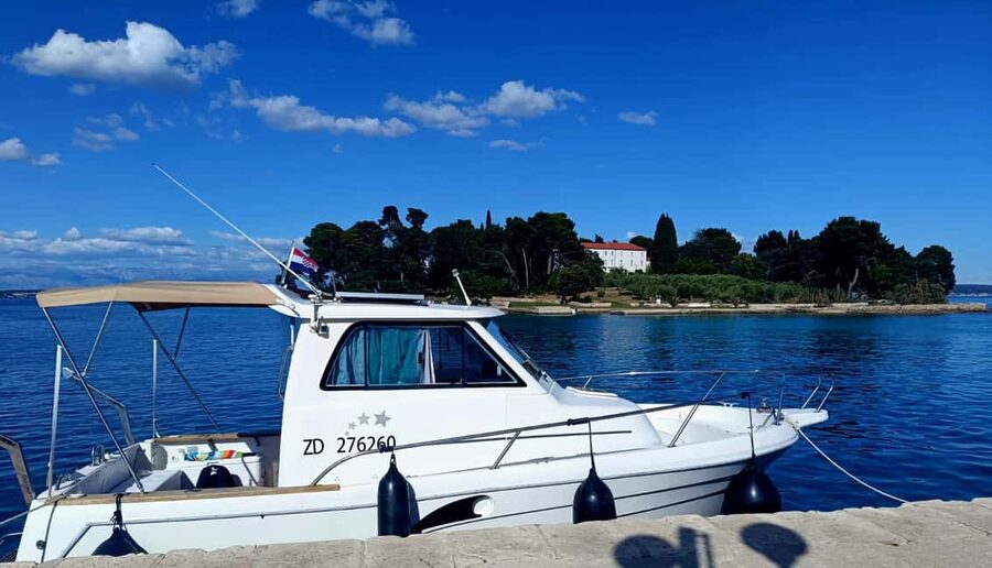 Zadar: Adventure on 6 islands, 3 lagoons, 1 cave, Bio Fruits - Searching for shells in the lagoon