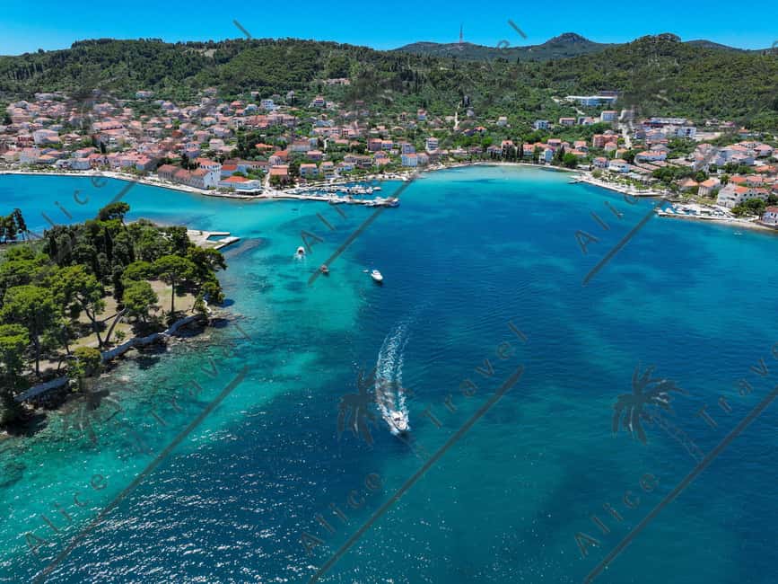 Zadar: Island-Hopping Blue Lagoon Boat Tour with Drink - Osljak, Croatia’s smallest inhabited island